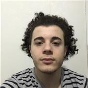 Etudiant universitaire qualifié pour enseigner de l'anglais pour tout niveau